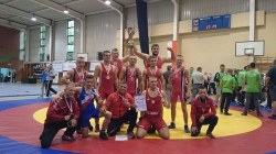 ZŁOTA DRUŻYNA JUNIORÓW